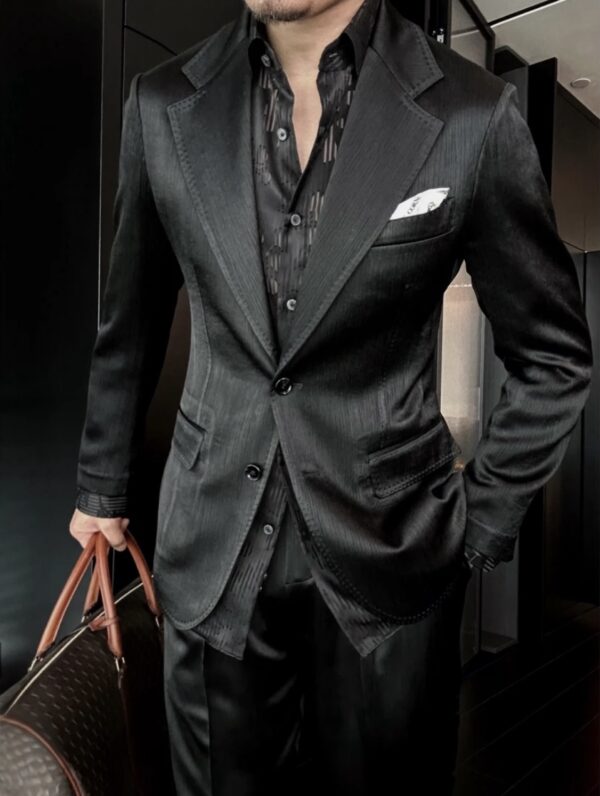 Single row flat barge collar glazed satin vinegar suit - Image 3
